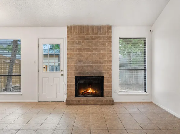 11435 Ptarmigan Dr, Austin, TX 78758