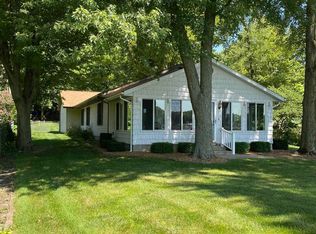 9436 S Amanda Dr, Claypool, IN