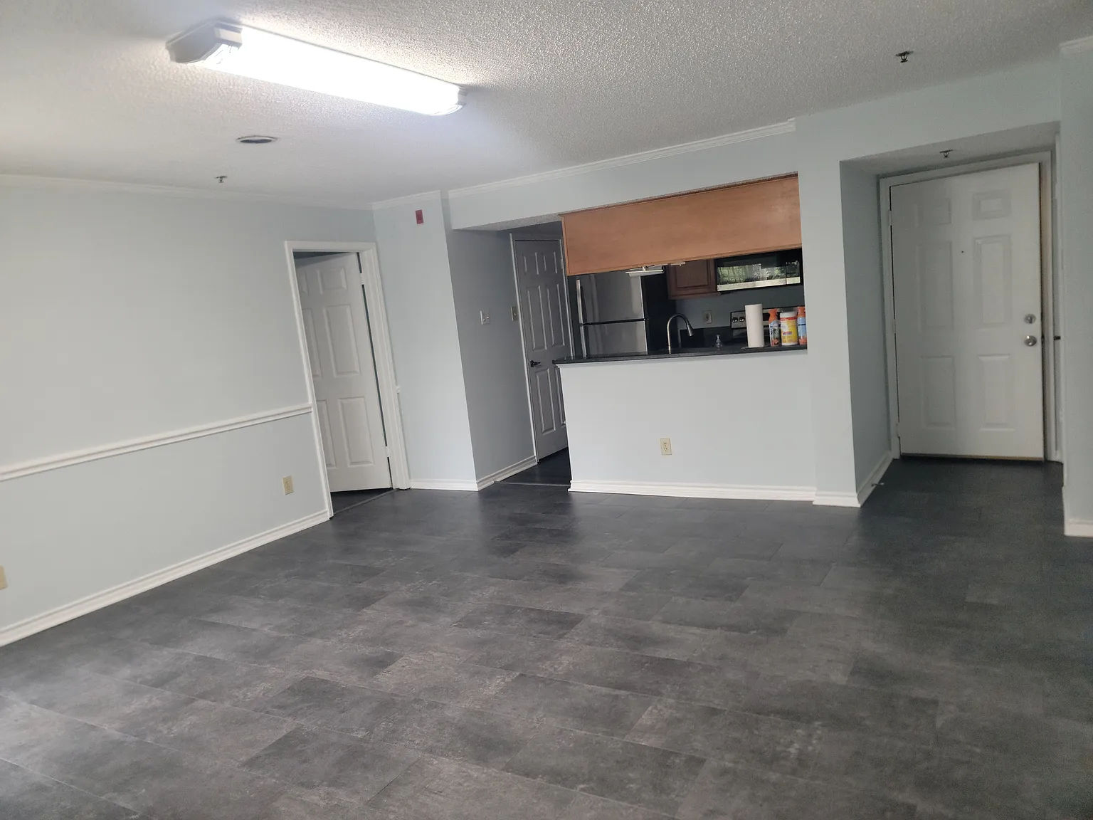1524 Lincoln Way — Photo 4