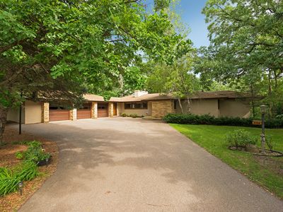 8480 Delaney Ct, Inver Grove Heights, MN, 55076