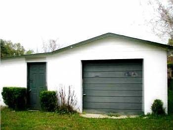 2nd image of 170 Vassar Dr