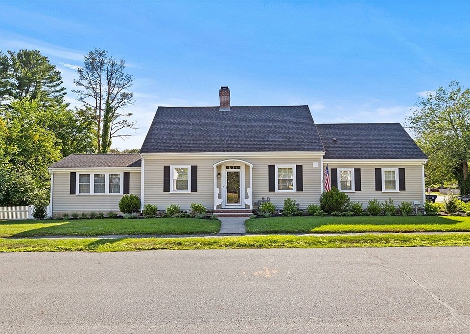 1st image of 1 Stratford Rd