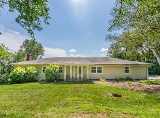 23 Scenic Dr, Newton, NJ 07860