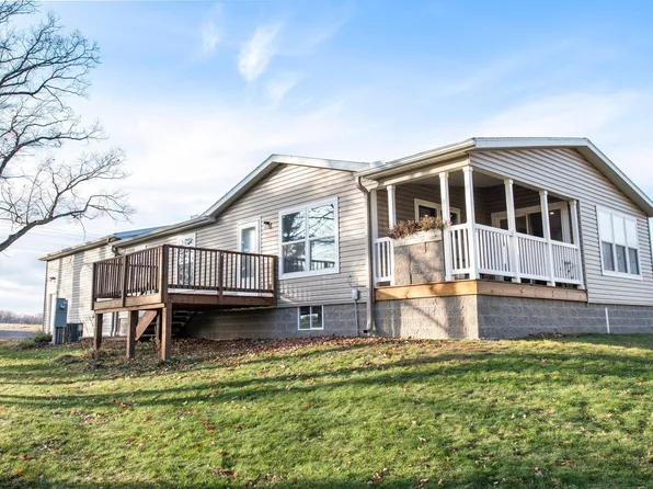 1356 Queen St, Braham, MN 55006