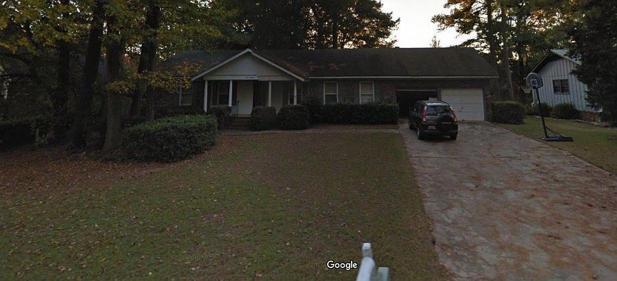 2nd image of 113 Sonning Rd