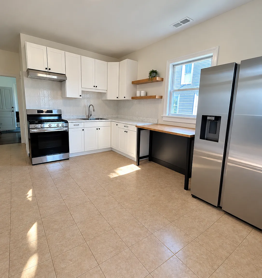 3 bed, $1,800 — Photo 3