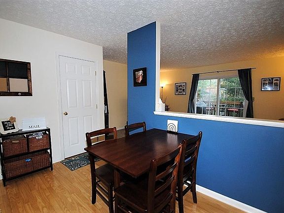 5th image of 9975 Beverly Ln