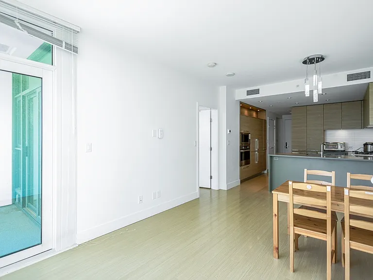 7358 Edmonds St #1807 — Photo 11