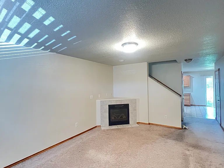 11945 SE Holgate Blvd — Photo 2