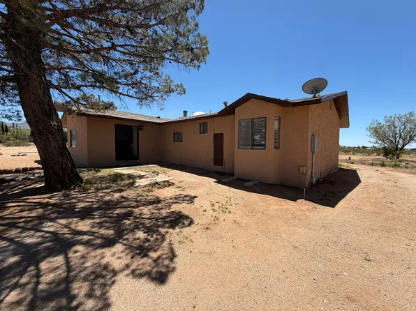 9564 Hondo Rd, Las Cruces, NM 88012