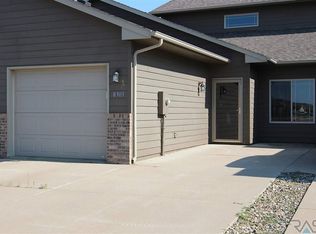 8303 W 56th St #9C, Sioux Falls, SD 57106