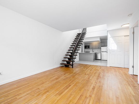 4th image of 421 E 12th St APT 10