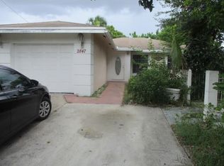 2847 NW 7th Ct, Pompano Beach, FL 33311