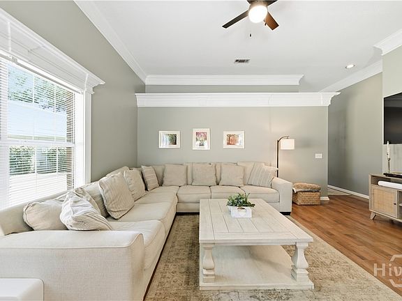 4th image of 14 Bristlecone Court