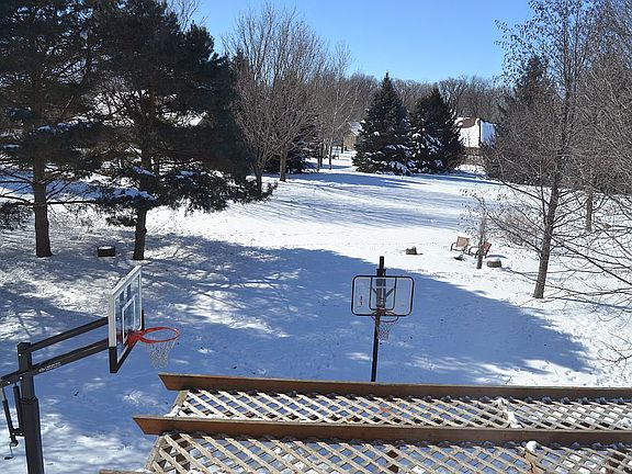 2nd image of 3216 Tupelo Cir