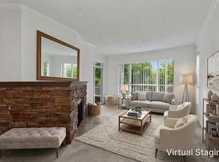 2995 Princess Cres #330, Coquitlam, BC V3B 7N1