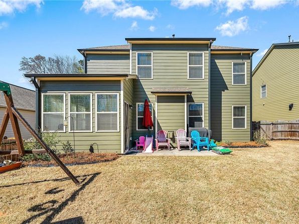 2145 Red Barn Ct, Cumming, GA 30040