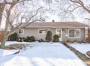 2 S Oltendorf Rd, Streamwood, IL 60107