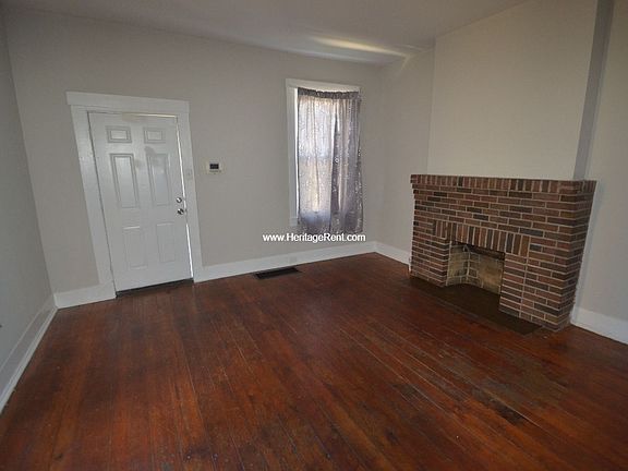2nd image of 4212 Kirby Ave #4212