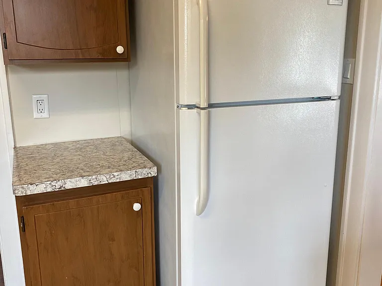 1858 Lincoln Ave — Photo 15