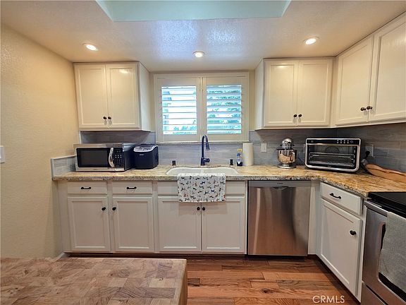 5th image of 11 Alameda Park Cir