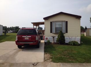 9886 Sailmaster Dr, Ira, MI 48023