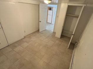 56-05 205th St FLOOR 1, Oakland Gardens, NY 11364