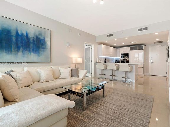 3rd image of 6799 Collins Ave APT 1404