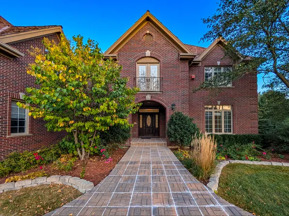 43 Candlewood Dr, North Barrington, IL 60010