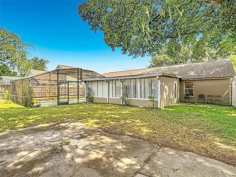 227 Robbins Rest Cir — Photo 27
