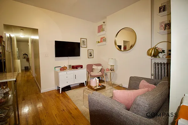 Rented by Compass | media 13