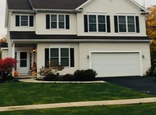 6130 Hewson Rd, Lake View, NY 14085