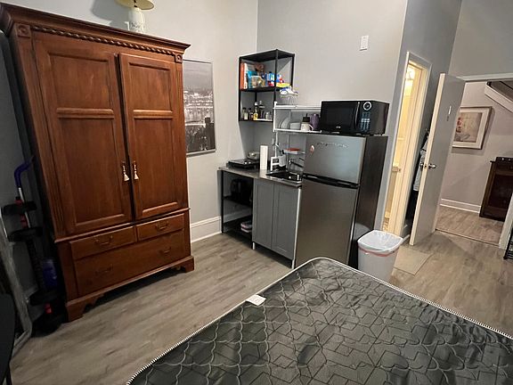 2nd image of 3301 16th St NW Floor 1