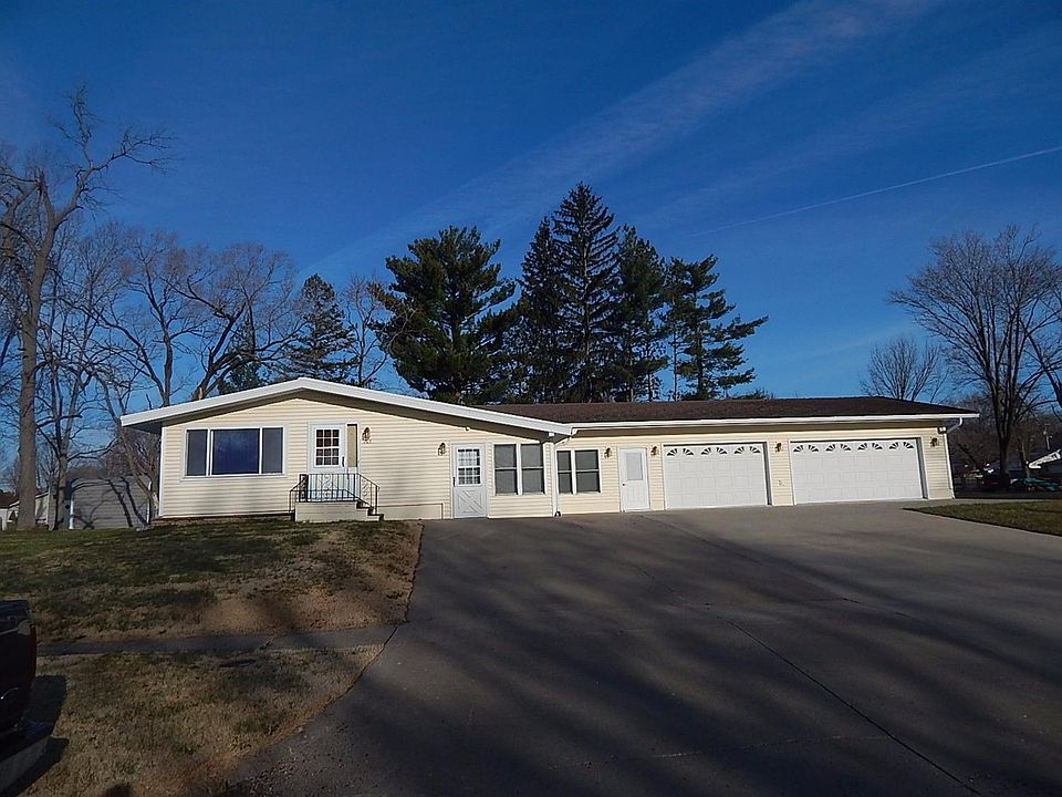 1st image of 205 1st St