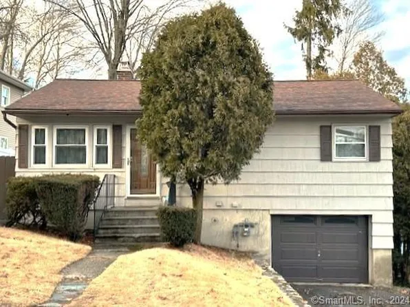 66 Wayland Avenue, Waterbury, CT 06708