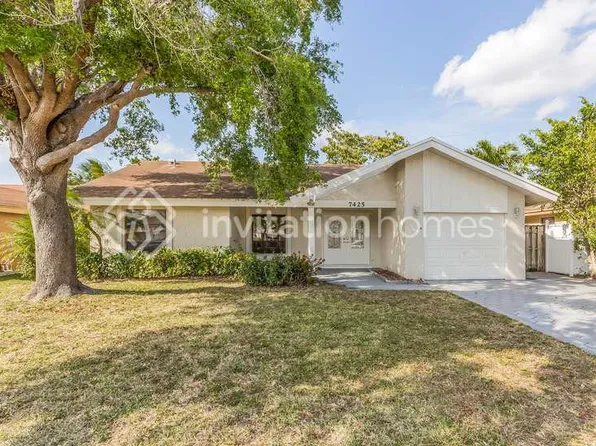 7425 SW 12th Ct, Pompano Beach, FL 33068