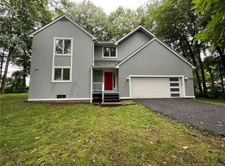 451 Pine Tree Dr, Orange, CT 06477