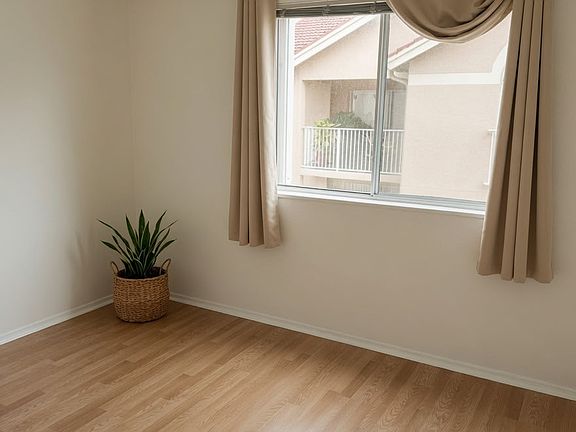 4th image of 15770 SW 104th Ter APT 203