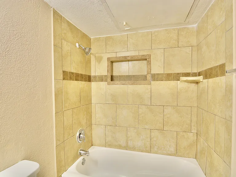 4133 Silverberry Ave — Photo 27