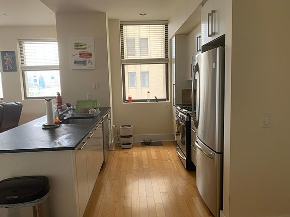 5th image of 4 Beacon Way #10002