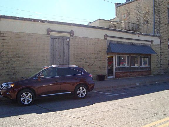2nd image of 106 W 2nd St
