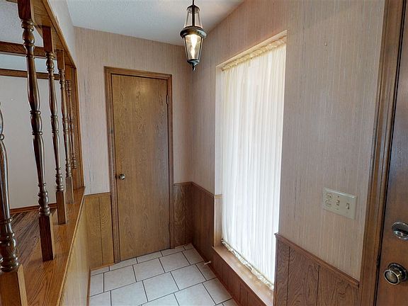2nd image of 3305 Cheyenne Dr