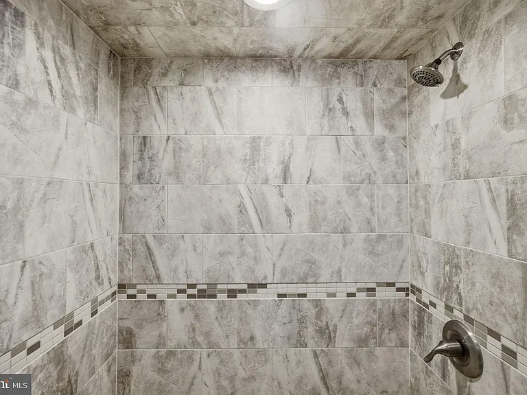 111 Worlidge Ct #5 — Photo 18