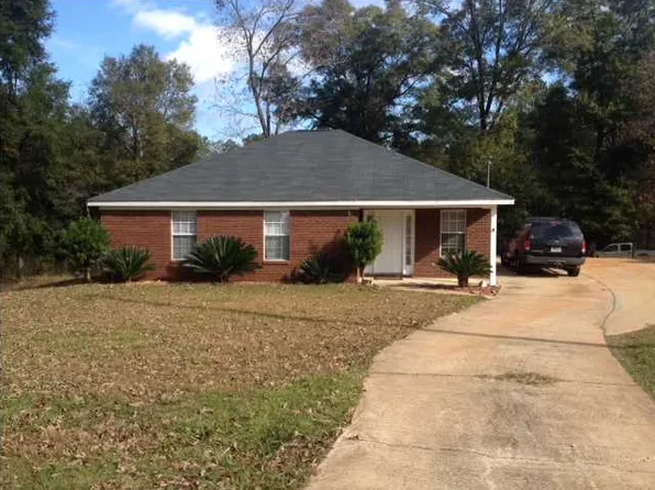 1007 Timber Creek Dr S, Axis, AL 36505