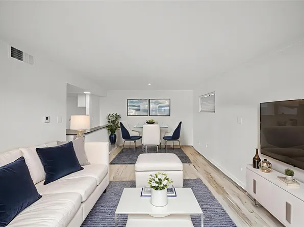 7047 Bissonnet St APT 62, Houston, TX 77074