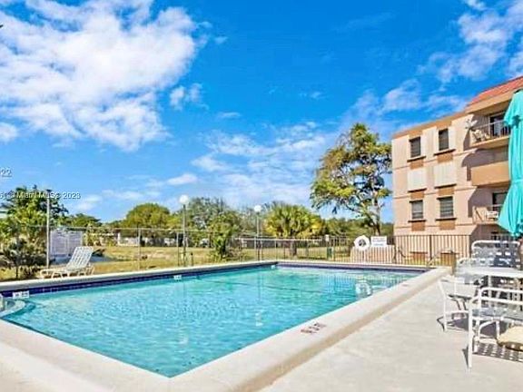 4th image of 5900 SW 127th Ave APT 3223