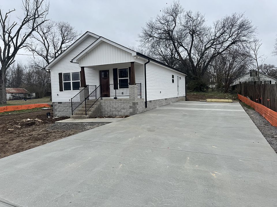 1st image of 419 Riverview Dr