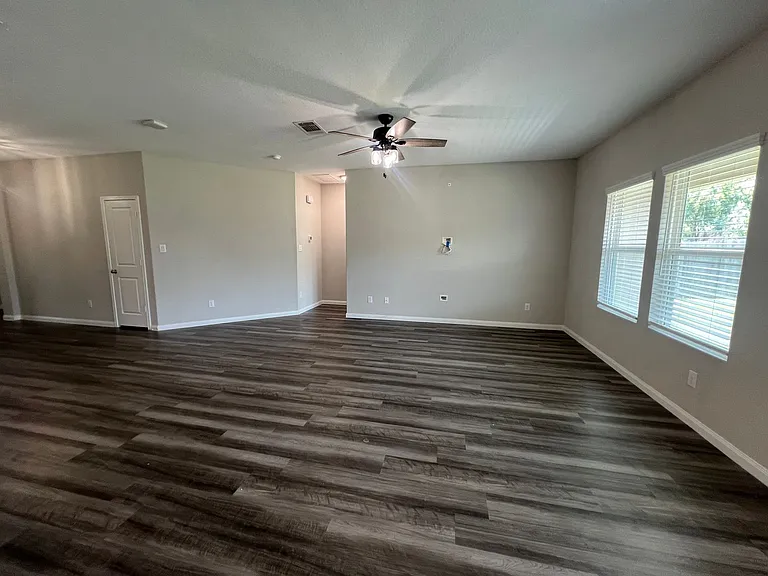 31657 Nimbus Dr — Photo 4