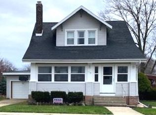 118 S Elm St, Franklin Grove, IL 61031