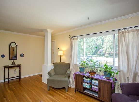 4th image of 10303 Thornloe Ct